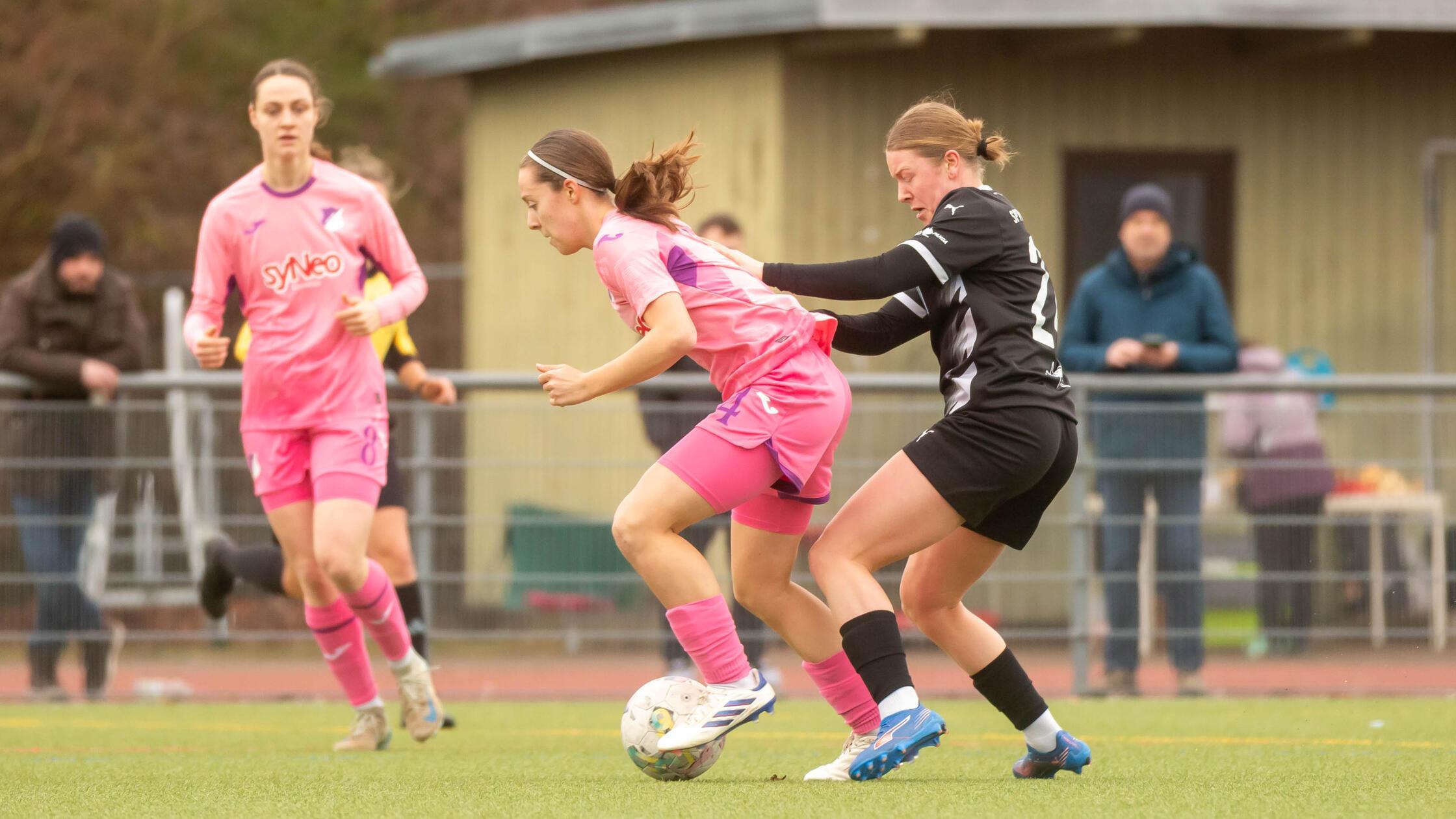 Frauen Regionalliga Süd 2025/26.SpVgg Greuther Für