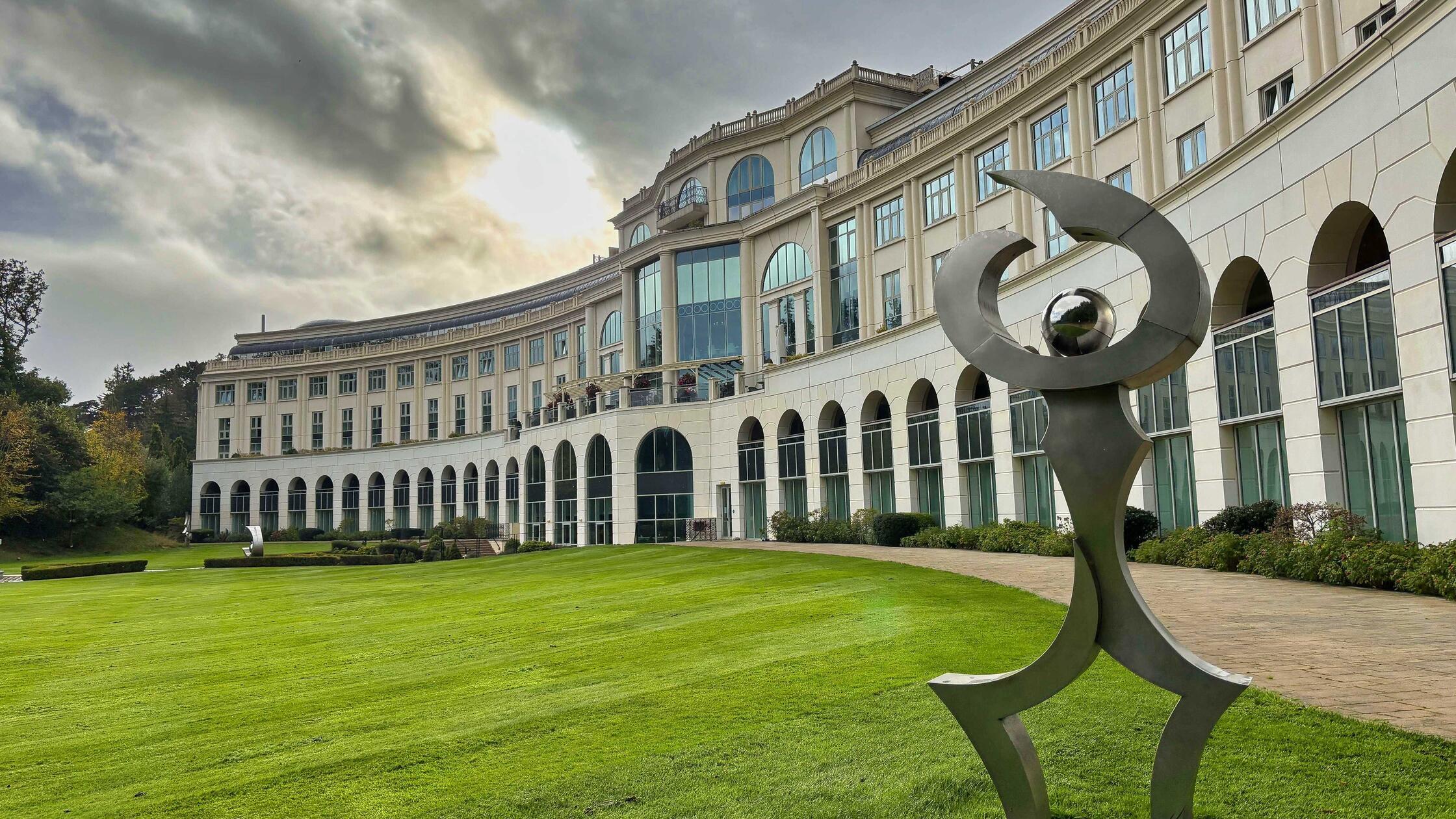 Das wohl vornehmste Hotel weit und breit – stillvoller als im Powerscourt Hotel kann man hier im Südosten Irlands nicht übernachten.