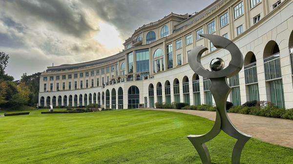 Das wohl vornehmste Hotel weit und breit – stillvoller als im Powerscourt Hotel kann man hier im Südosten Irlands nicht übernachten.