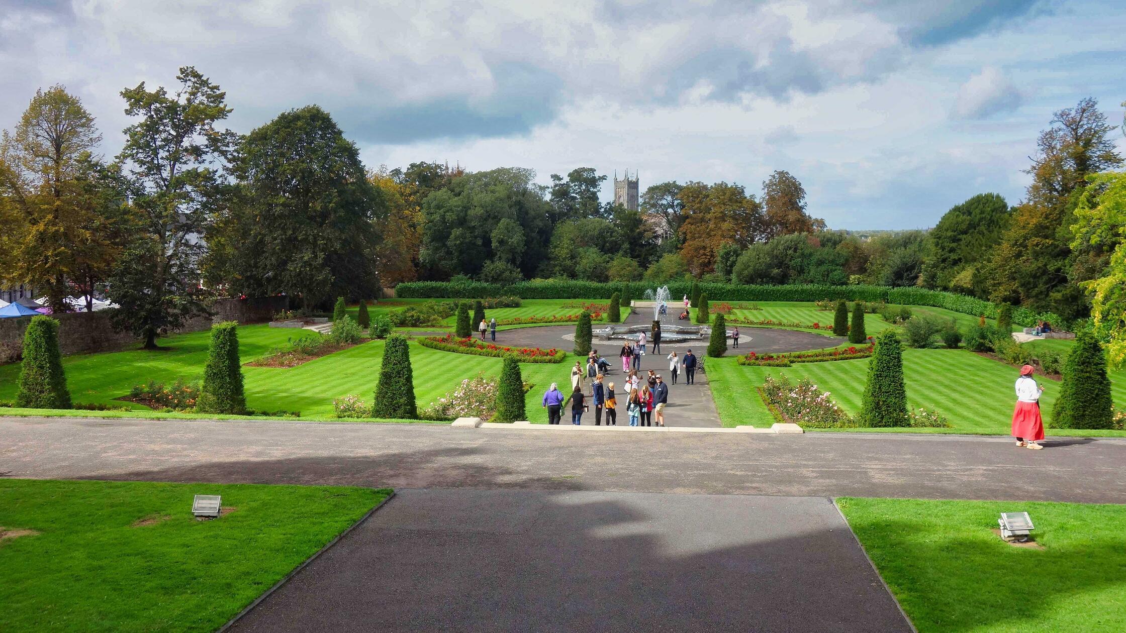 Der Rosengarten von Schloss Kilkenny