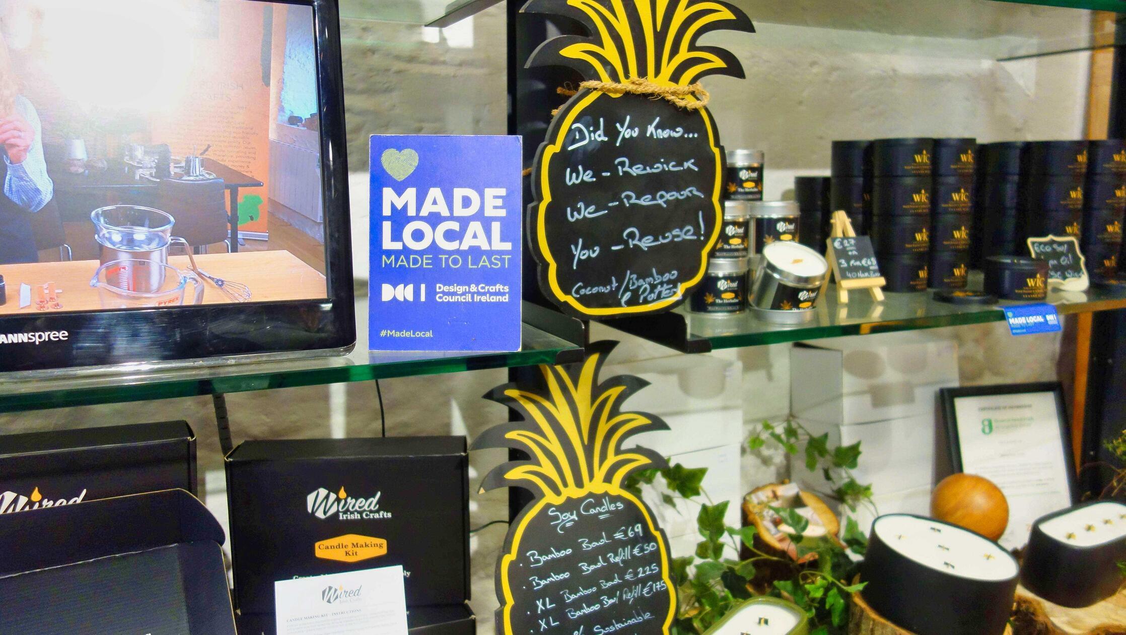 Auch ein Kerzengeschäft findet sich in der Kilkenny Castle Yard Craft & Design Experience.