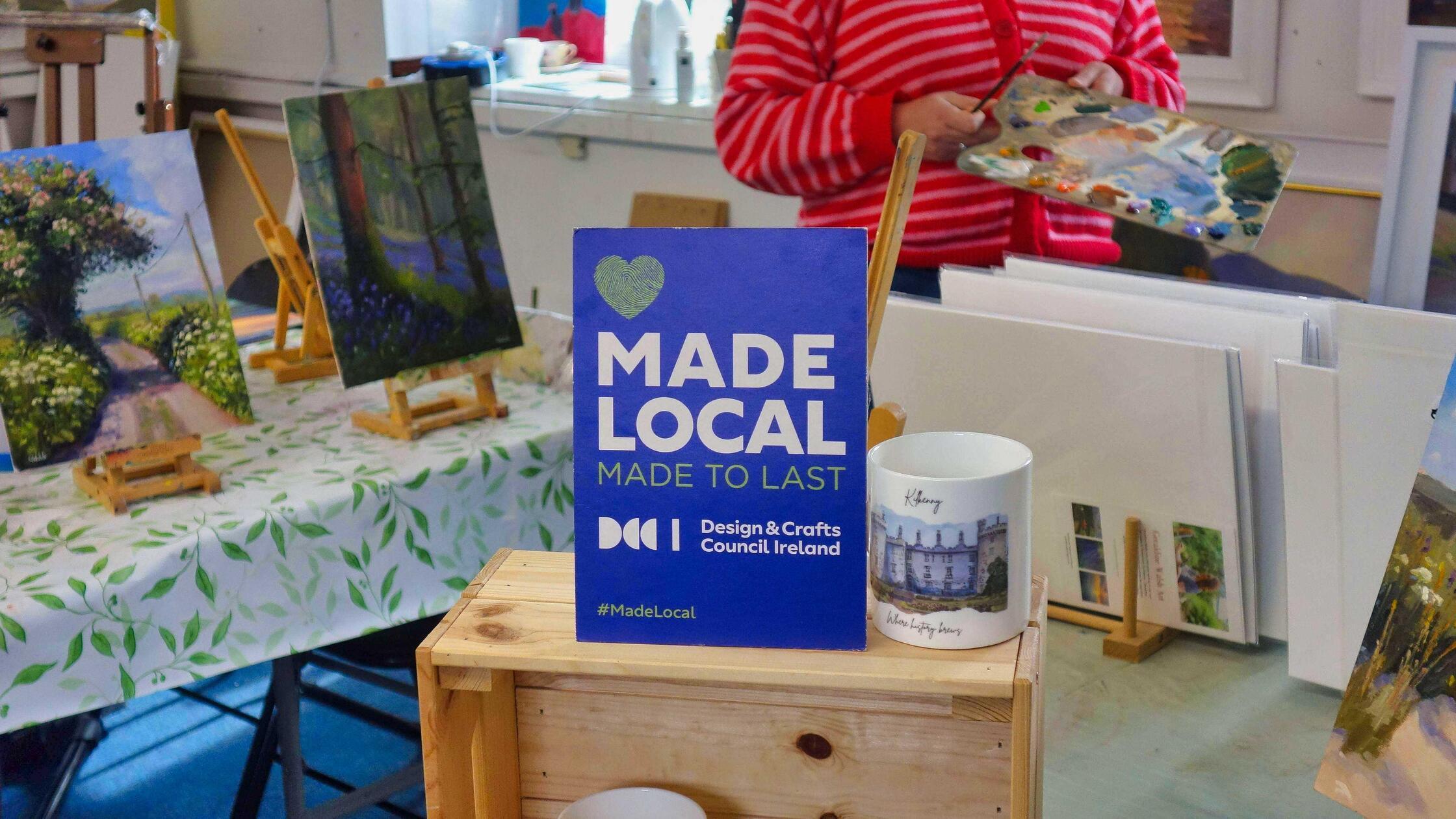 „Made local – made to last“: In dieser Galerie findet sich der Spruch, der für lokale Handwerkskunst wirbt.