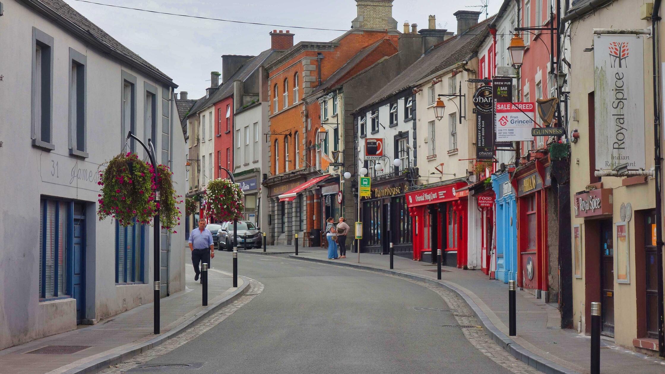Blick auf eine der zentralen Straßen von Kilkenny
