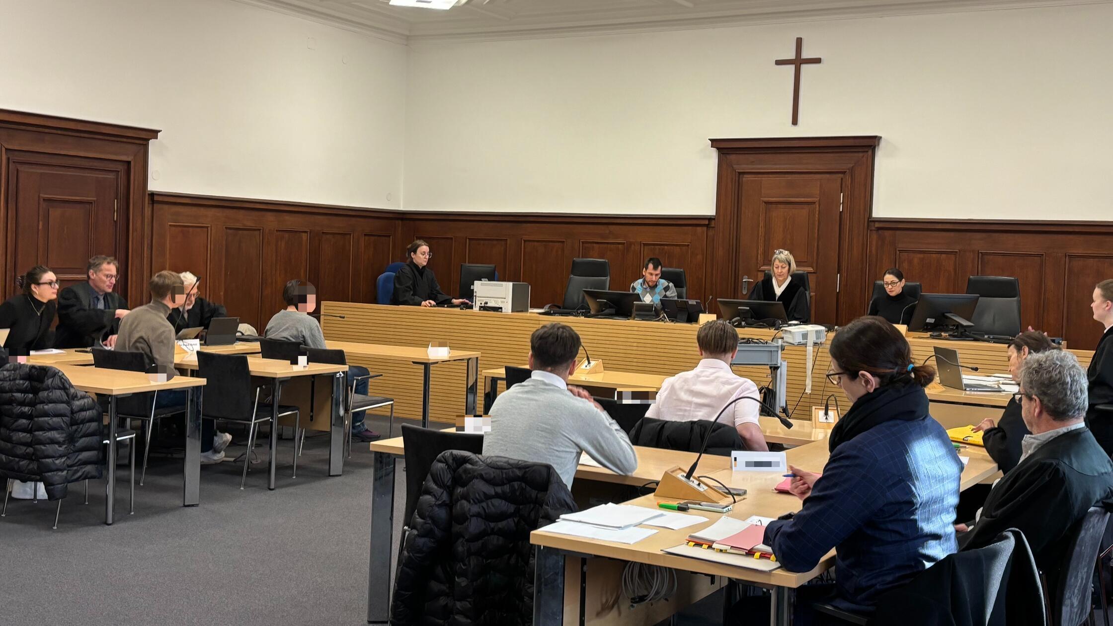 Nach brutalen „Pedo-Hunts“ in Hilpoltstein: Amtsgericht urteilt gegen ...