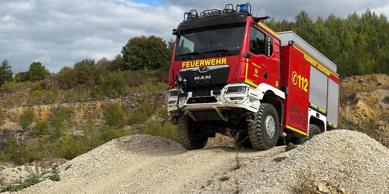 For forest fires: MAN tests new fire engines in the Simmelsdorf quarry - | ...