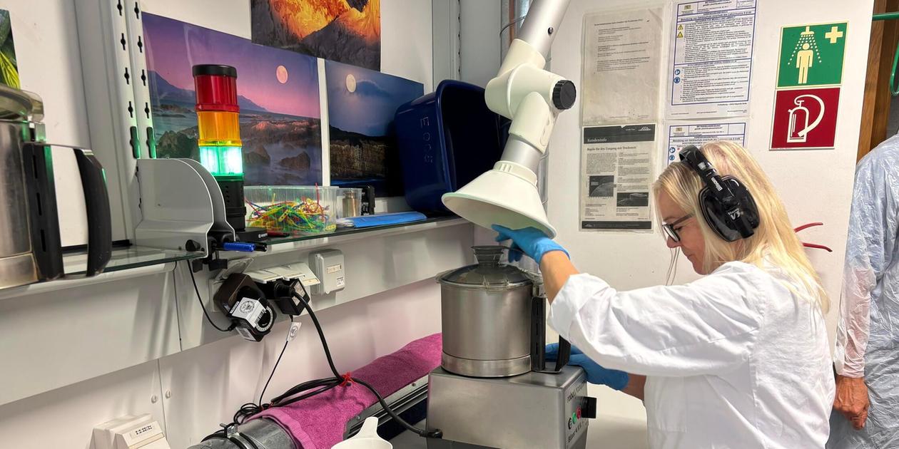 Erlangen chemist examines fruit and vegetables: Consumers should avoid ...