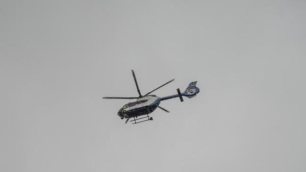 Gleich mehrere Notrufe sind am Donnerstagnachmittag bei der Polizei und Rettungskräften in der Oberpfalz eingegangen. In Berngau waren Schüsse zu hören.