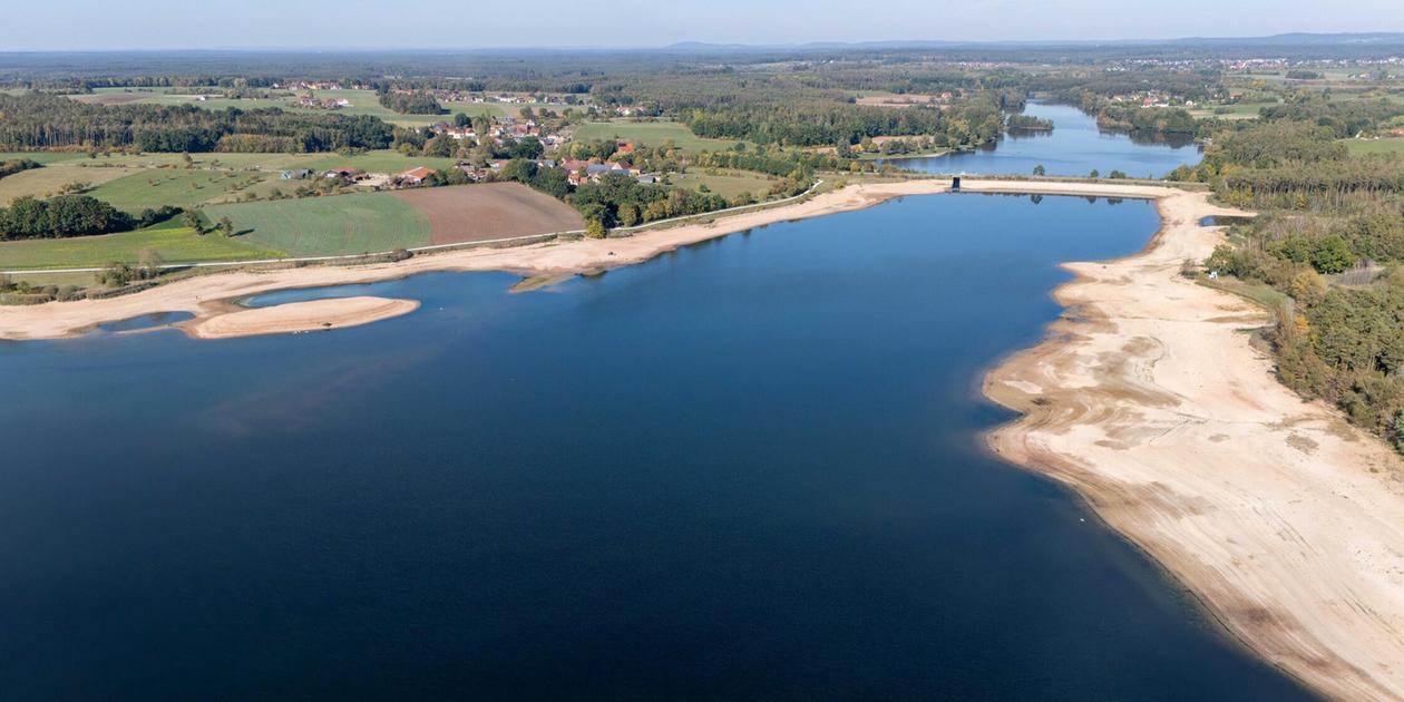 Further restrictions due to low water levels: Rothsee water level ...