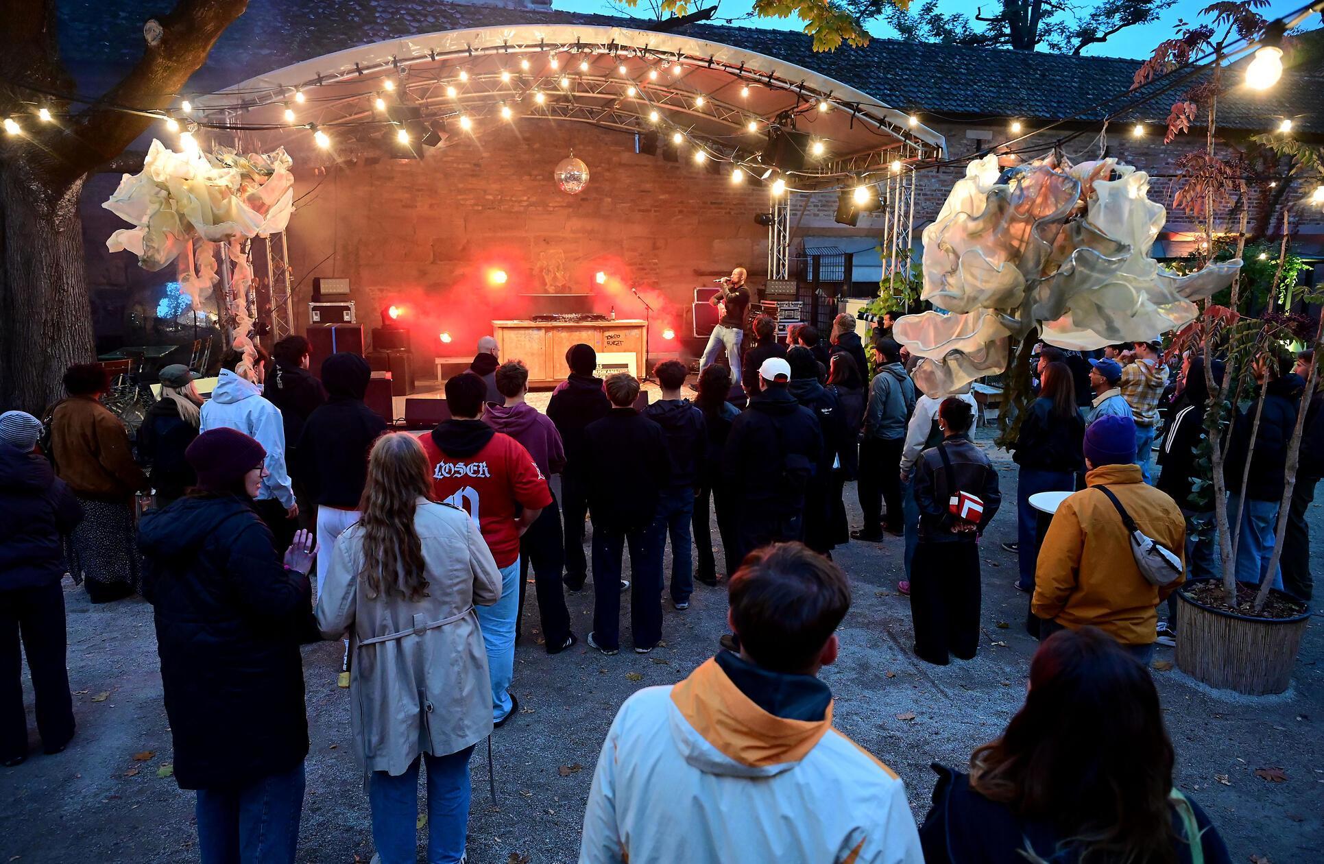 Ansu im Kulturgarten.