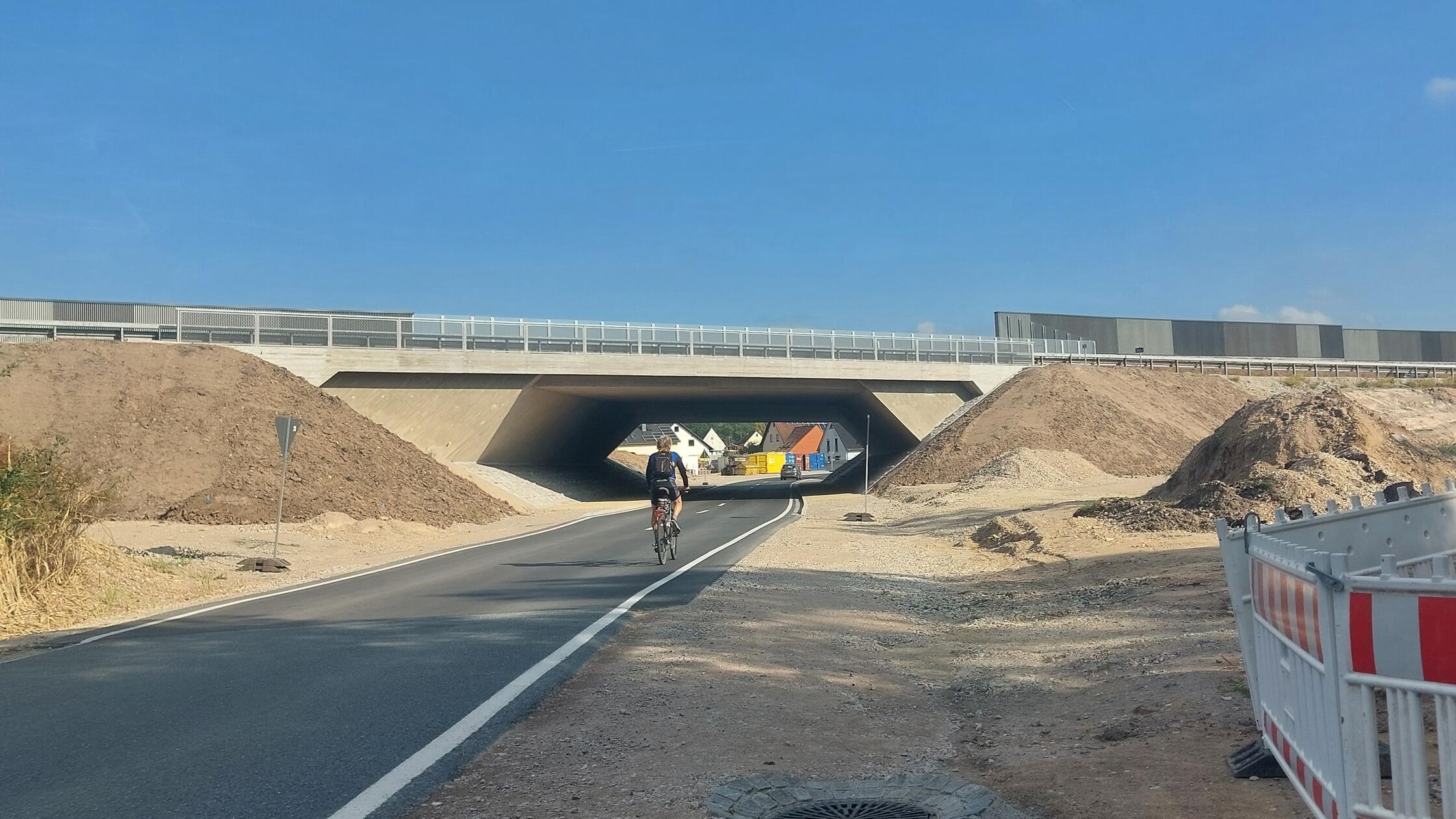 Der Landkreis ERH investiert Millionen in Straßen, Brücken und Radweg ...