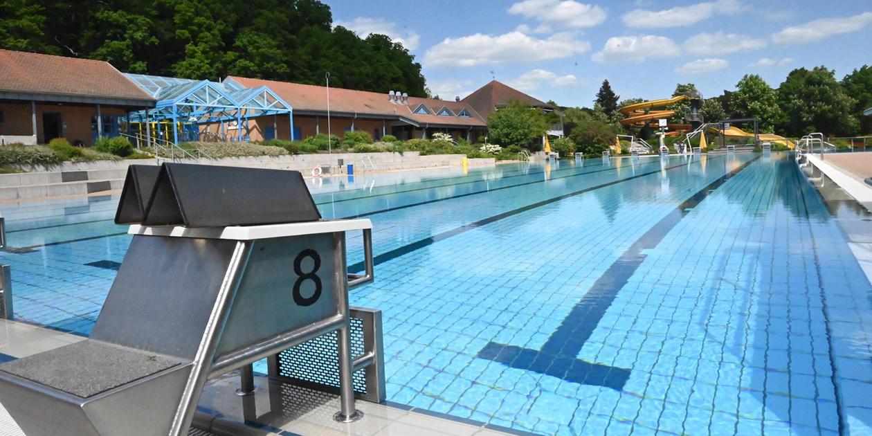 Tiny creatures caused a stir at the Limes forest pool - | yet more bathers ...