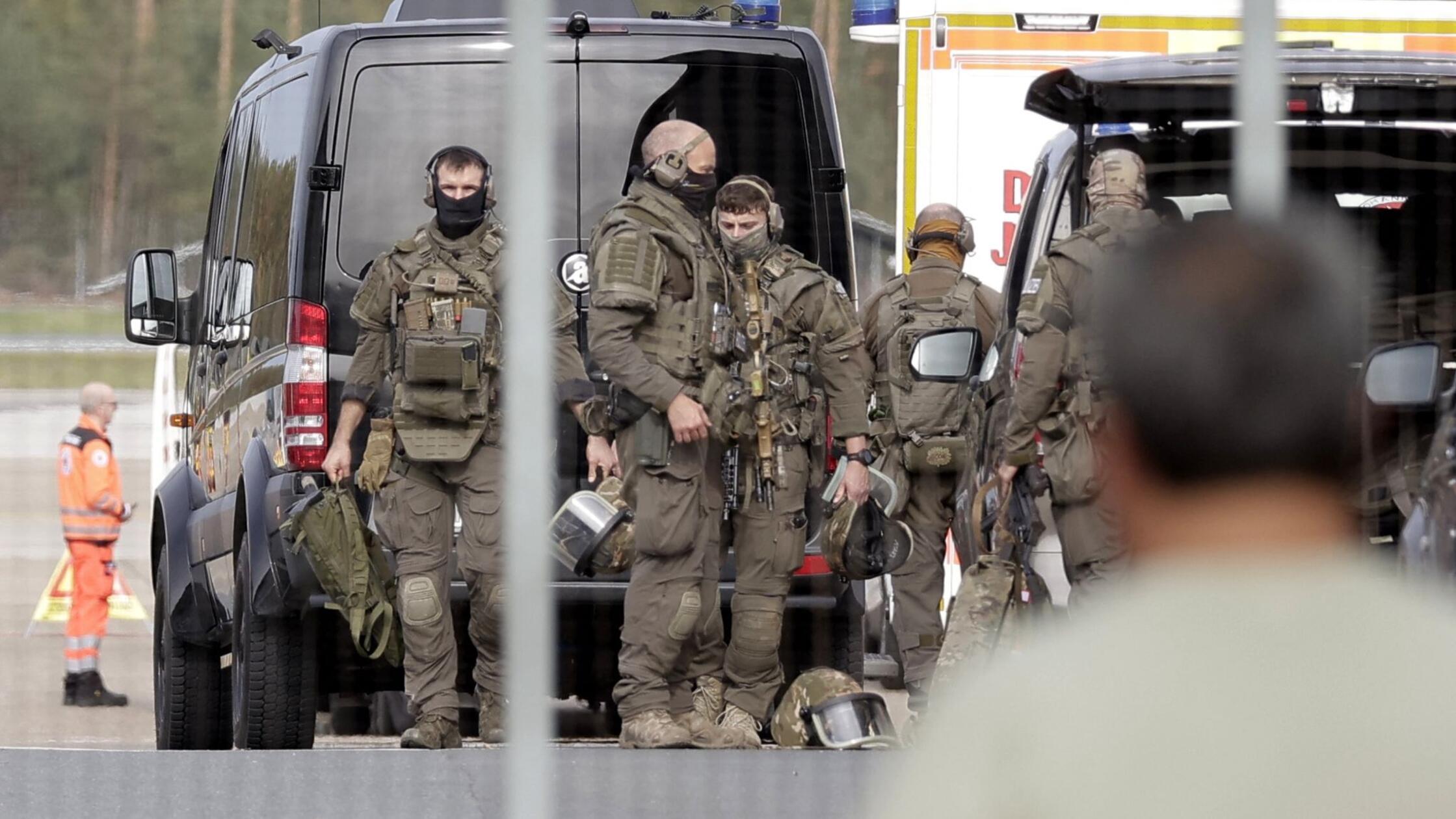 Einsatzkräfte eines Spezialeinsatzkommandos (SEK) 