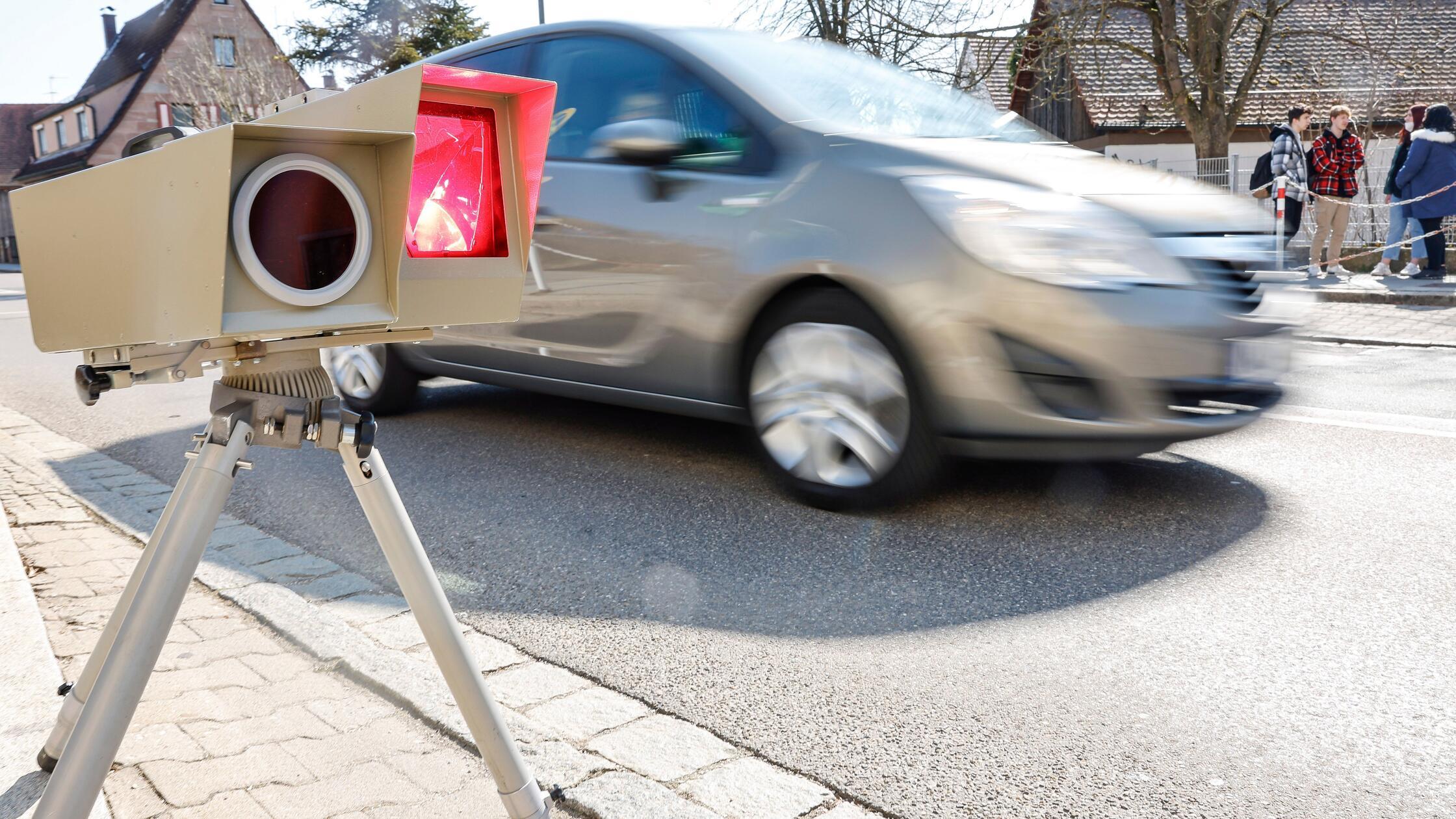 Pedal to the metal: Police stop 43 speeders in speed camera marathon in ...