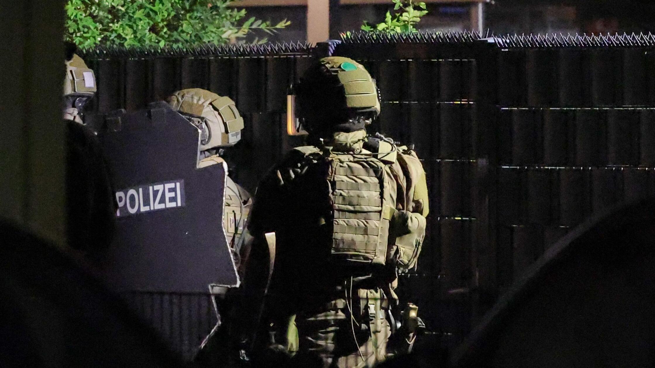 Polizeibeamte eines Spezialeinsatzkommandos (SEK) 