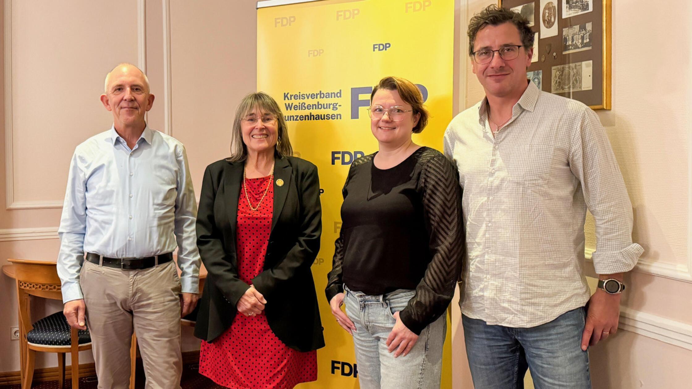 Kreishauptversammlung in Gunzenhausen: FDP fordert Schulentwicklung ...