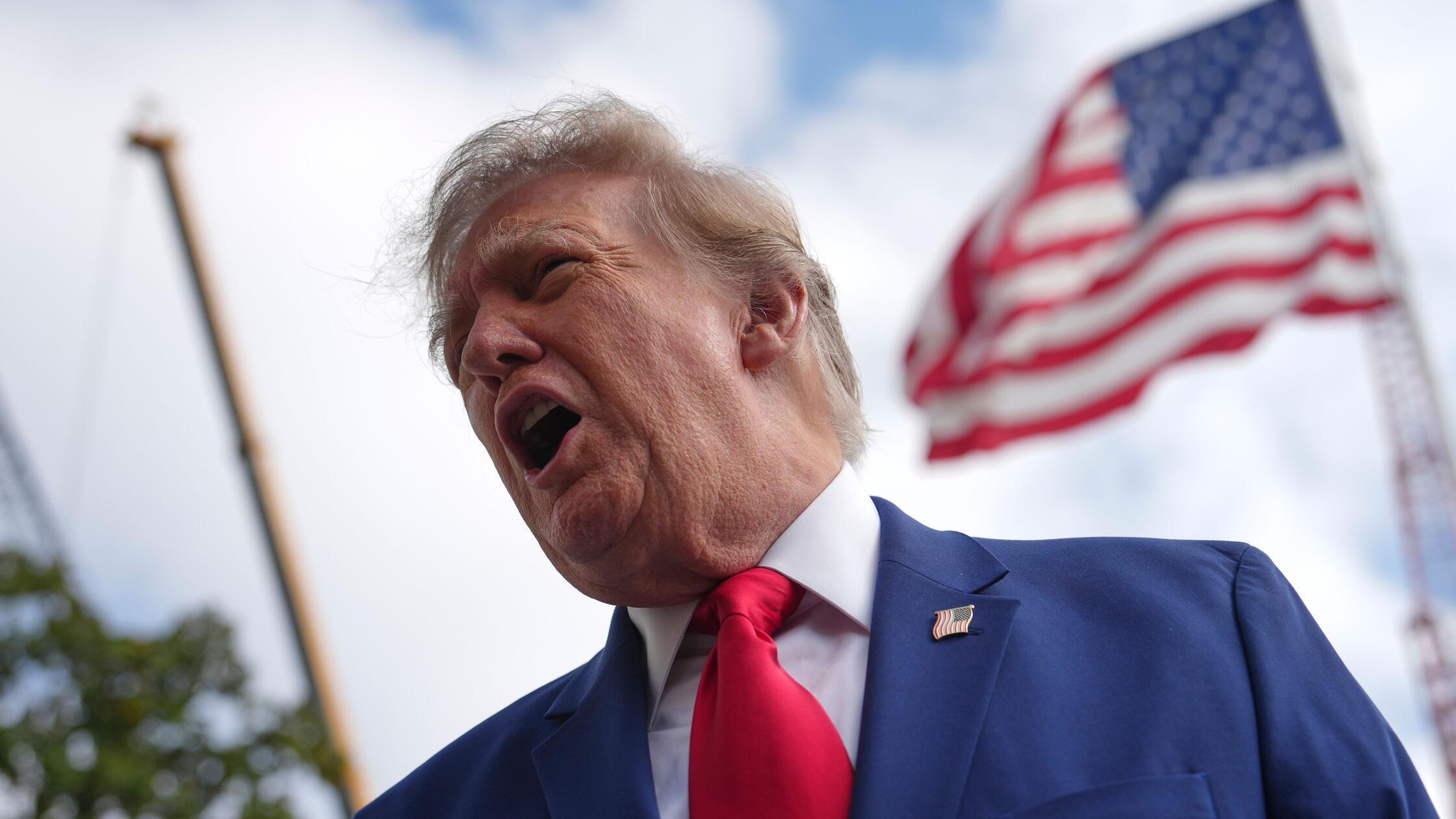 Donald Trump gibt die Ukraine preis und macht sie zum Sündenbock für ...