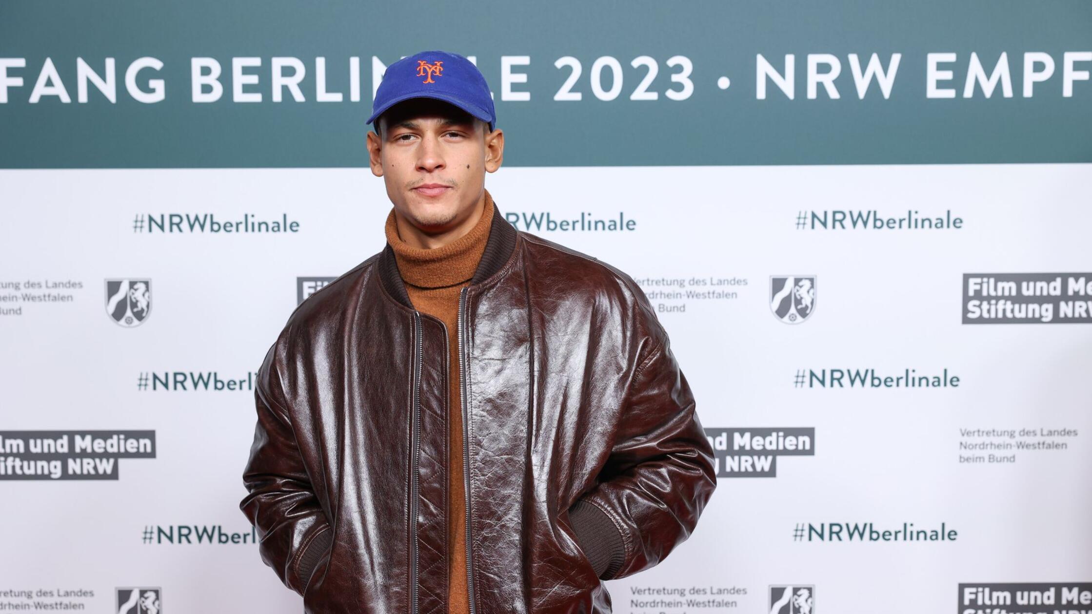 Schauspieler Emilio Sakraya kommt zum 20. NRW-Empf