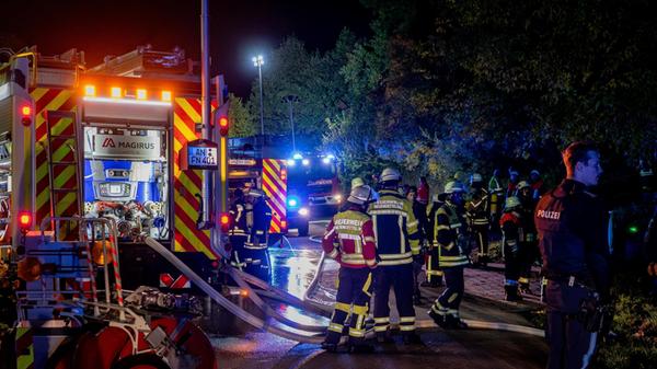 Die Halle wurde lediglich zur Lagerung genutzt. Tiere oder Menschen wurden demnach nicht geschädigt.