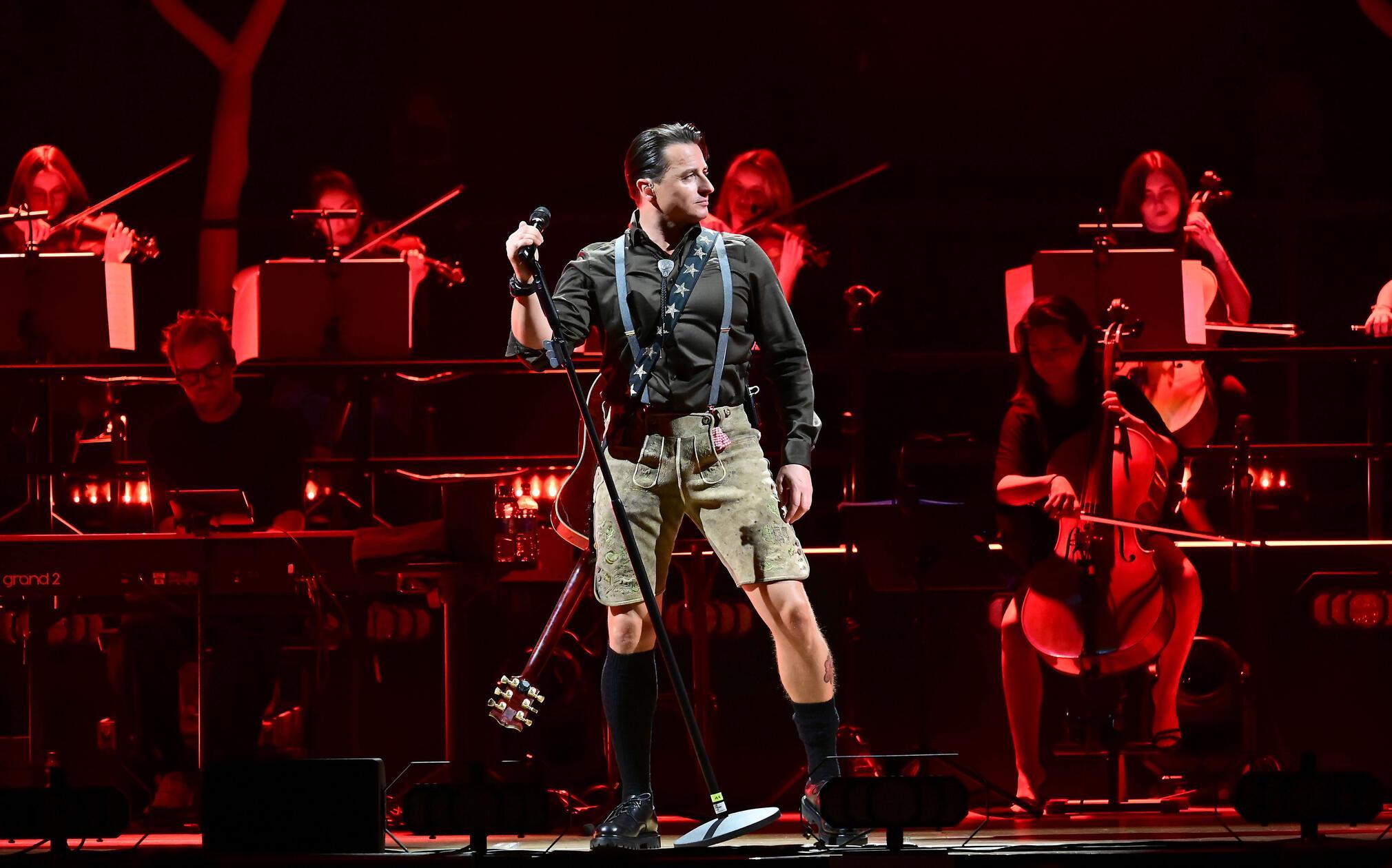 Andreas Gabalier kommt wieder nach Nürnberg: Am 30. Oktober 2027 kehrt der selbsternannte "Volks-Rock'n'Roller" im großen Stil zurück und spielt ein Konzert in der PSD Bank Nürnberg Arena. 