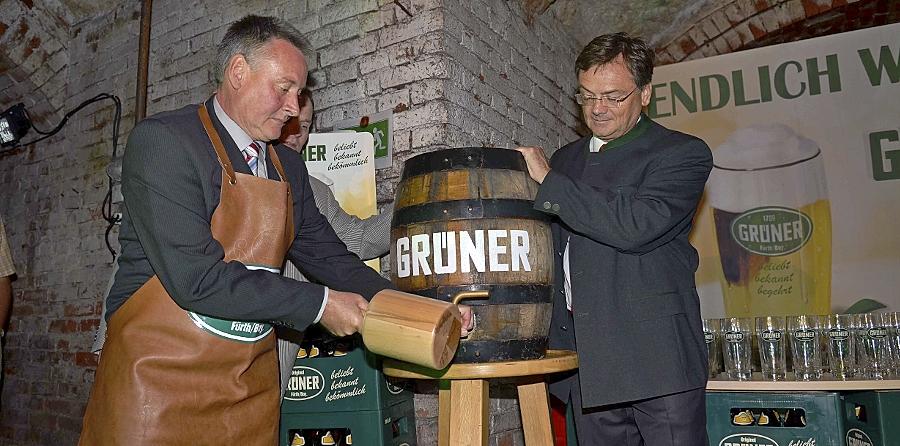 Prosit! Grüner-Bier ist wieder da