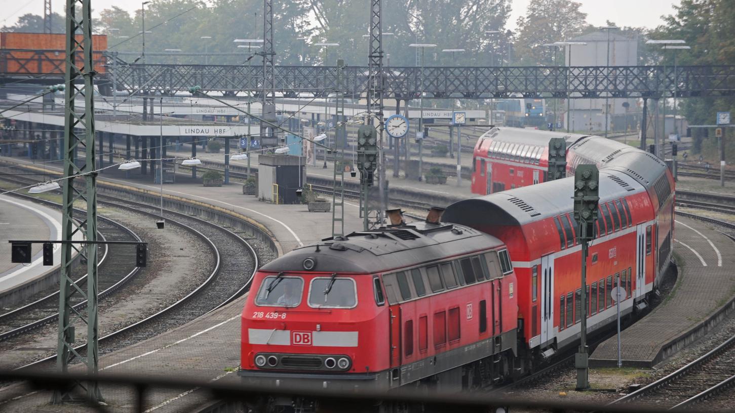 Wegen Bauarbeiten fahren ab 5. August einige Züge zwischen Nürnberg und Regensburg früher ab, andere fallen aus.
