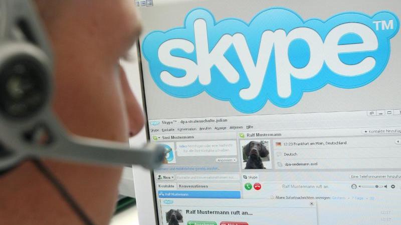 Mitarbeiter von Skype hören Gespräche ab - das behauptet jetzt zumindest ein Online-Blog.