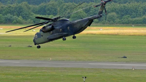 Auch die Flugschauen der Kaserne zogen viele Besucher an.