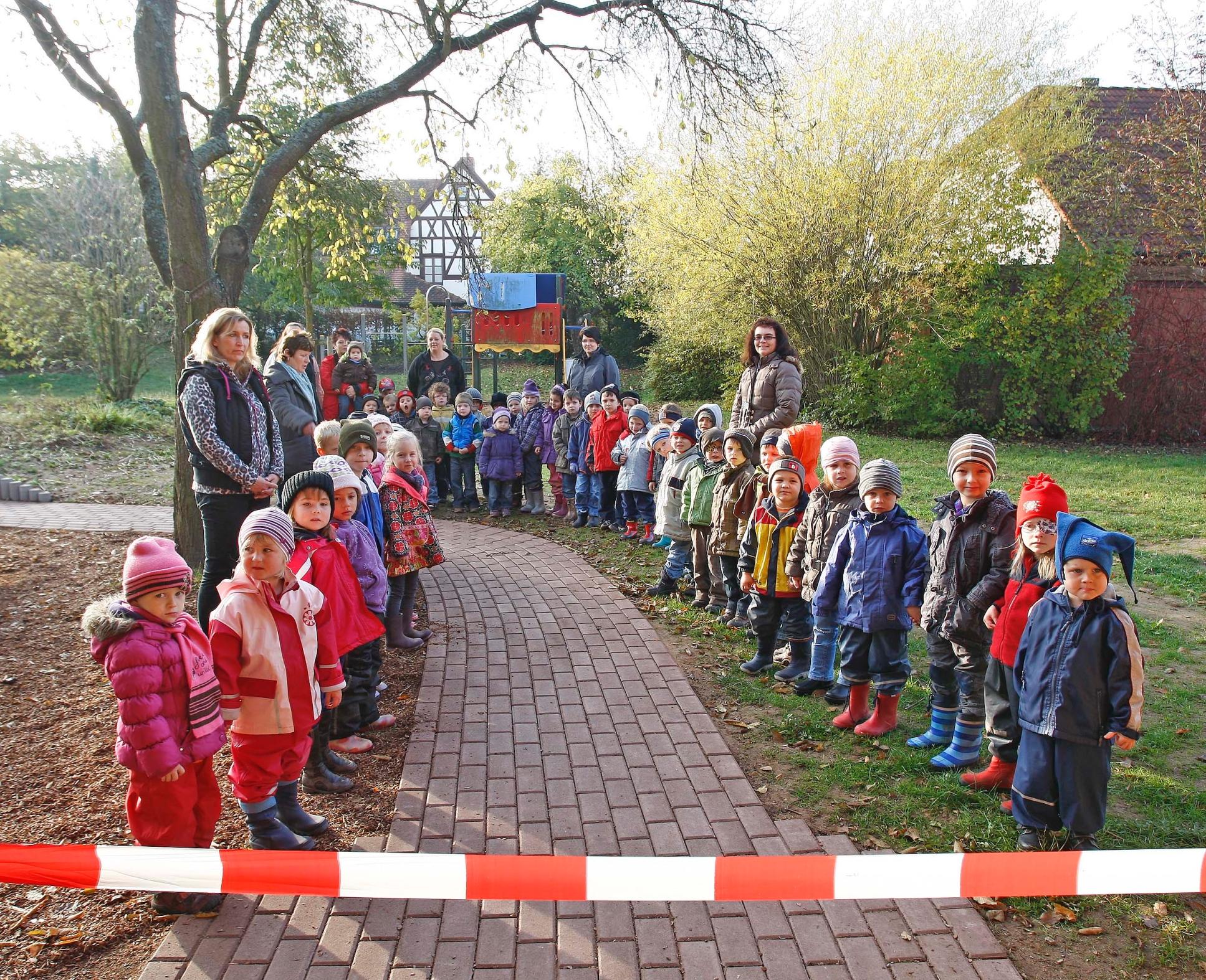 Höchstadt: Kindergarten freut sich über eigene Bobbycar-Bahn | Nordbayern