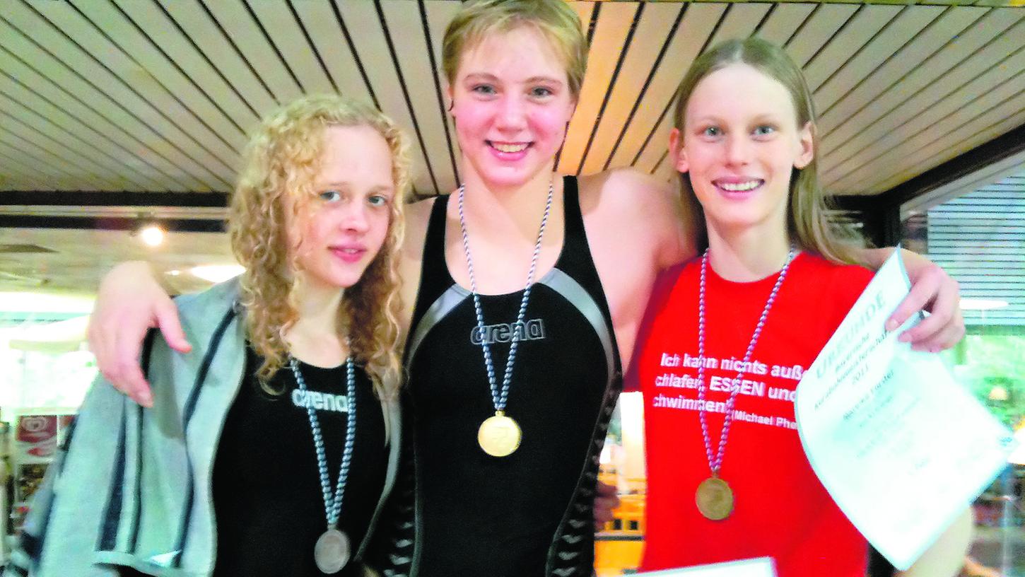 Starke Erlanger Schwimmer landen auf Platz vier Starke Erlanger Schwimmer landen auf Platz vier