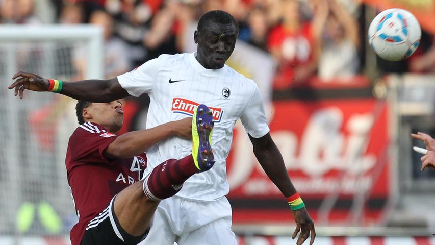 November 2011: Klose patzt, Cissé behält die Nerven