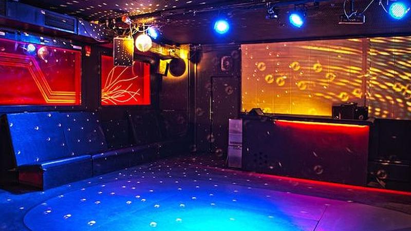 Das Licht im Keller des "Club Stereo" geht bald wieder an. 