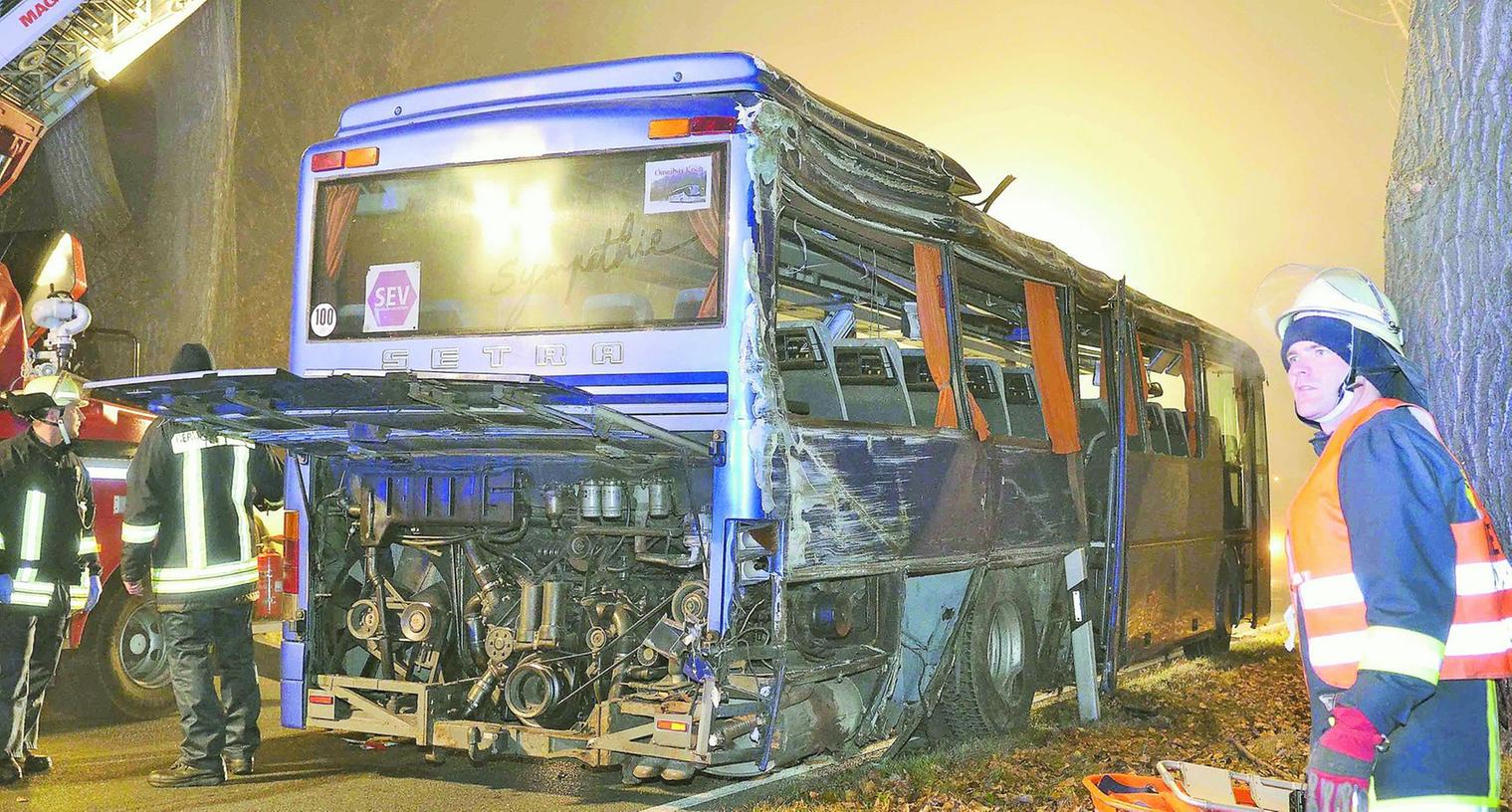 Eine Tote nach Busunfall in Fürth Eine Tote nach Busunfall in Fürth