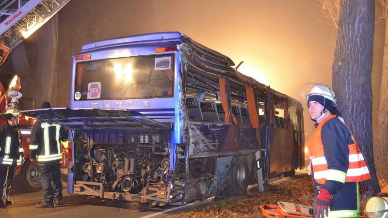 Eine Tote bei Busunfall in Fürth