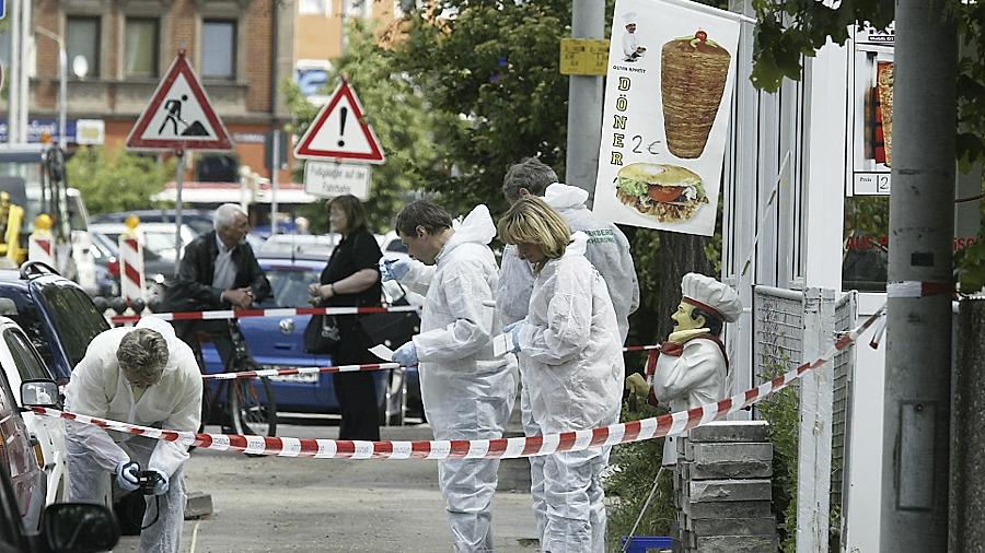 Das NSU-Opfer Ismail Yasar betrieb einen Dönerstand in der Scharrerstraße. Auch an diesen Tatort führte die Tour der Angehörigen.