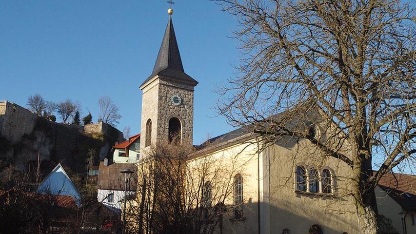 Traditionell findet in der Gemeinde Hartenstein am 1. Adventswochenende der Adventsmarkt statt.