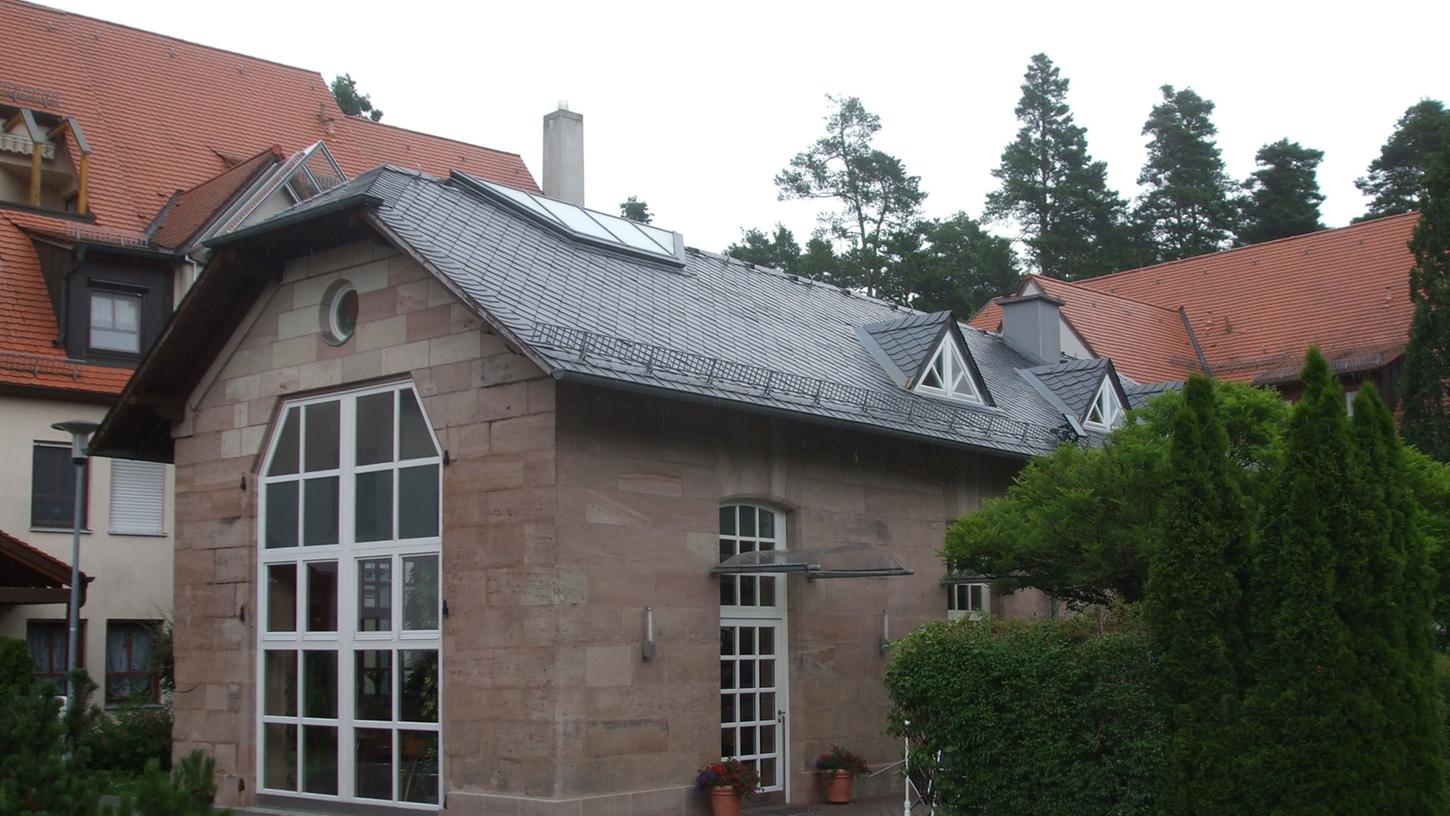 Vom Lokschuppen zum Seniorencafé Vom Lokschuppen zum Seniorencafé