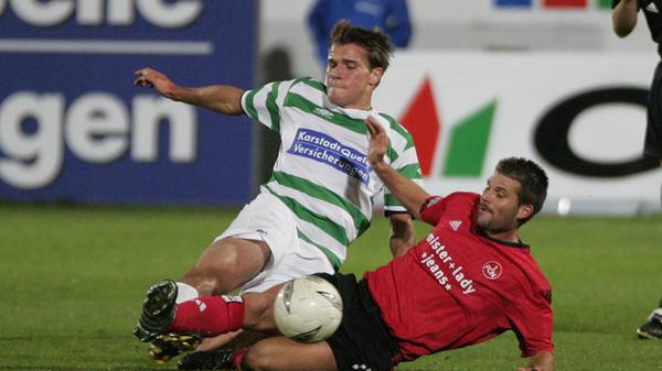 Wenn der Derby-Sound so langsam lauter wird, bedeutet das auch den Anpfiff für Akteure wie den Ex-Fürther und Ex-Nürnberger Christian Eigler, die auf beiden Seiten der Stadtgrenze aktiv waren. Mit ihren Wechseln sorgten diese bei Frankens Vorzeigevereinen nicht selten für veritable Unruhe.