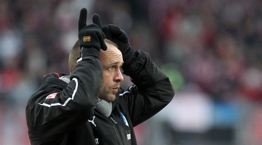 In Hoffenheim wurde Stanislawski nicht glücklich. Die TSG backte finanziell erstmals nach dem Aufstieg kleinere Brötchen, ein personeller Umbruch verjüngte die Mannschaft extrem.