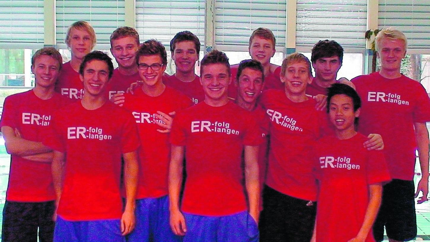 Die komplette SSG-Mannschaft der A- und B-Jugend, die in Bonn den Titel und Platz sechs einheimste.