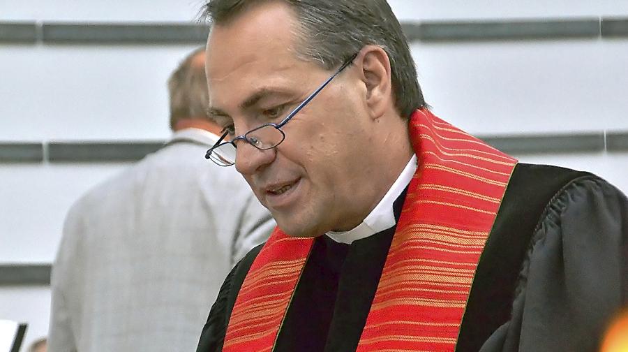 Vom Politiker zum Pfarrer Vom Politiker zum Pfarrer