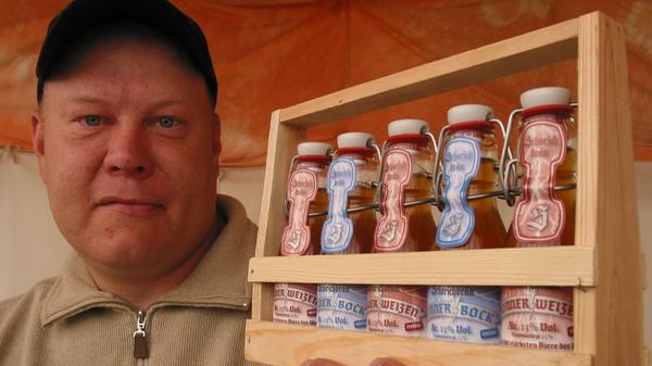 Eisbock ist angeblich nur aufgrund des Versäumnisses eines Kulmbacher Braugesellen entstanden. In einer kalten Winternacht soll er Fässer mit Bockbier im Freien stehen gelassen haben, woraufhin der Inhalt gefror. Zur Strafe musste er das Eis aufschlagen und die Flüssigkeit im Inneren austrinken, die jedoch überraschend wohlschmeckend war. Alle Aromastoffe hatten sich dort konzentriert, der Eisbock war erfunden, und inzwischen ist ein Kampf um die stärkste Sorte entbrannt. Aktueller Rekordhalter ist die schottische Brauerei Brewmeister. Ihr hochkonzentrierter Bock namens Armageddon hat einen Alkoholgehalt von 65 Prozent.