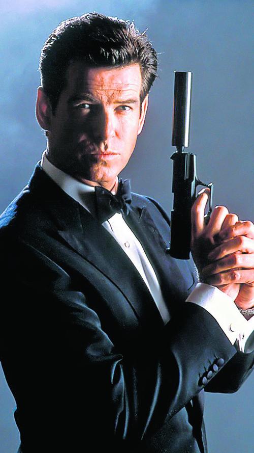 ... noch Pierce Brosnan (von 1995 bis 2002 insgesamt fünf Mal als Bond vor der Kamera) konnten Moores Rekord brechen.