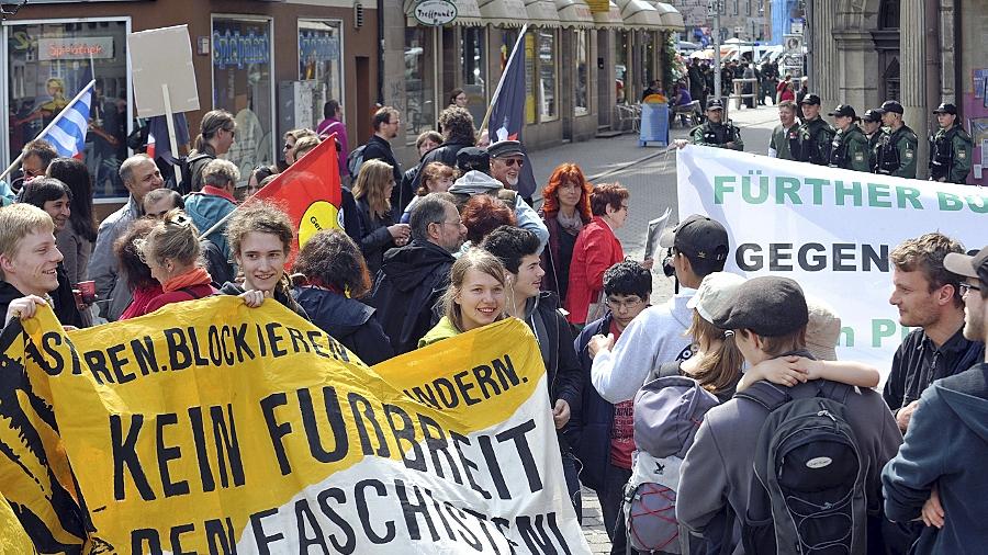 Die Sehnsucht nach Schutz vor Neonazis