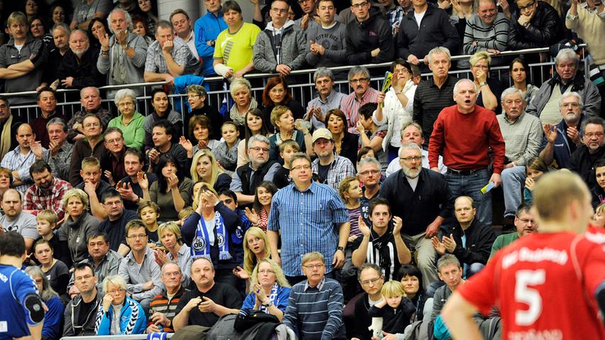 1000 Zuschauer verwandelten Ott-Halle in Hexenkessel