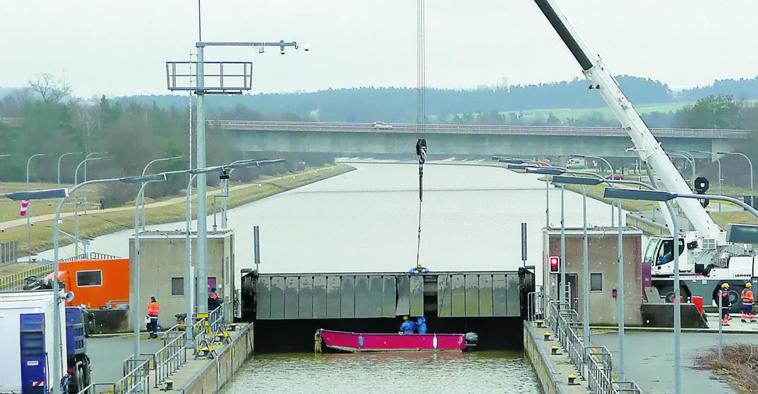 Kapitän sah grün: Schiffsverkehr ruht Kapitän sah grün: Schiffsverkehr ruht