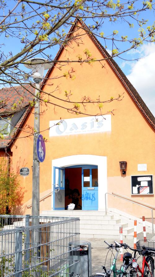 Und hier ist Oberasbach übermütig, laut, kreativ: Das Jugendhaus Oasis ist eine Institution. Zum Angebot gehört auch ein Probenraum, den junge Musiker günstig mieten können.