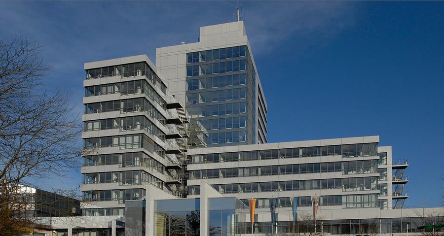 Erlanger Stadtrat Gliedert Die Referate Neu Erlangen Nordbayern De