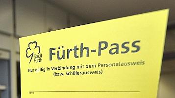 Fürth-Pass-Inhaber erhalten für das Jahres-Abo zwei Monatsbeiträge zurück.