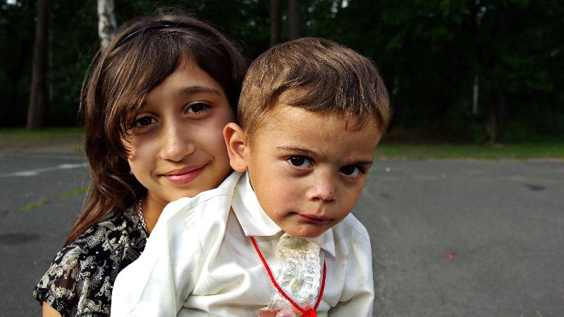 Ganz nah kamen die beiden Fotografen der Roma-Großfamilie in Nürnberg.