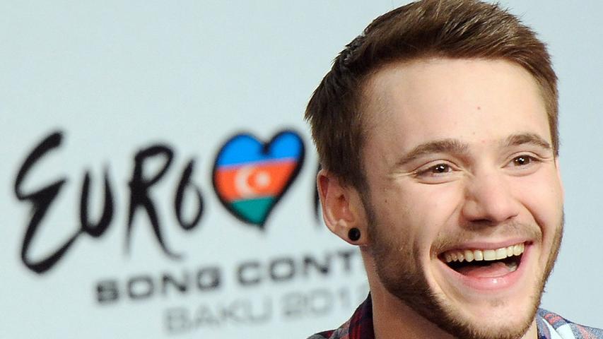 Roman bei der Pressekonferenz nach der Show: der 21-Jährige hat gut lachen, denn er hat die Castingshow gewonnen und vertritt Deutschland bei Eurovision Songconstest in Baku/Aserbaidschan.